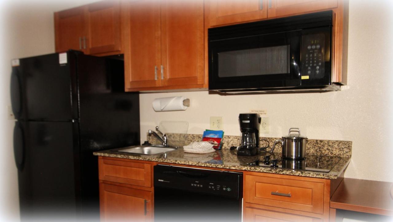 Candlewood Suites Fredericksburg By Ihg Εξωτερικό φωτογραφία