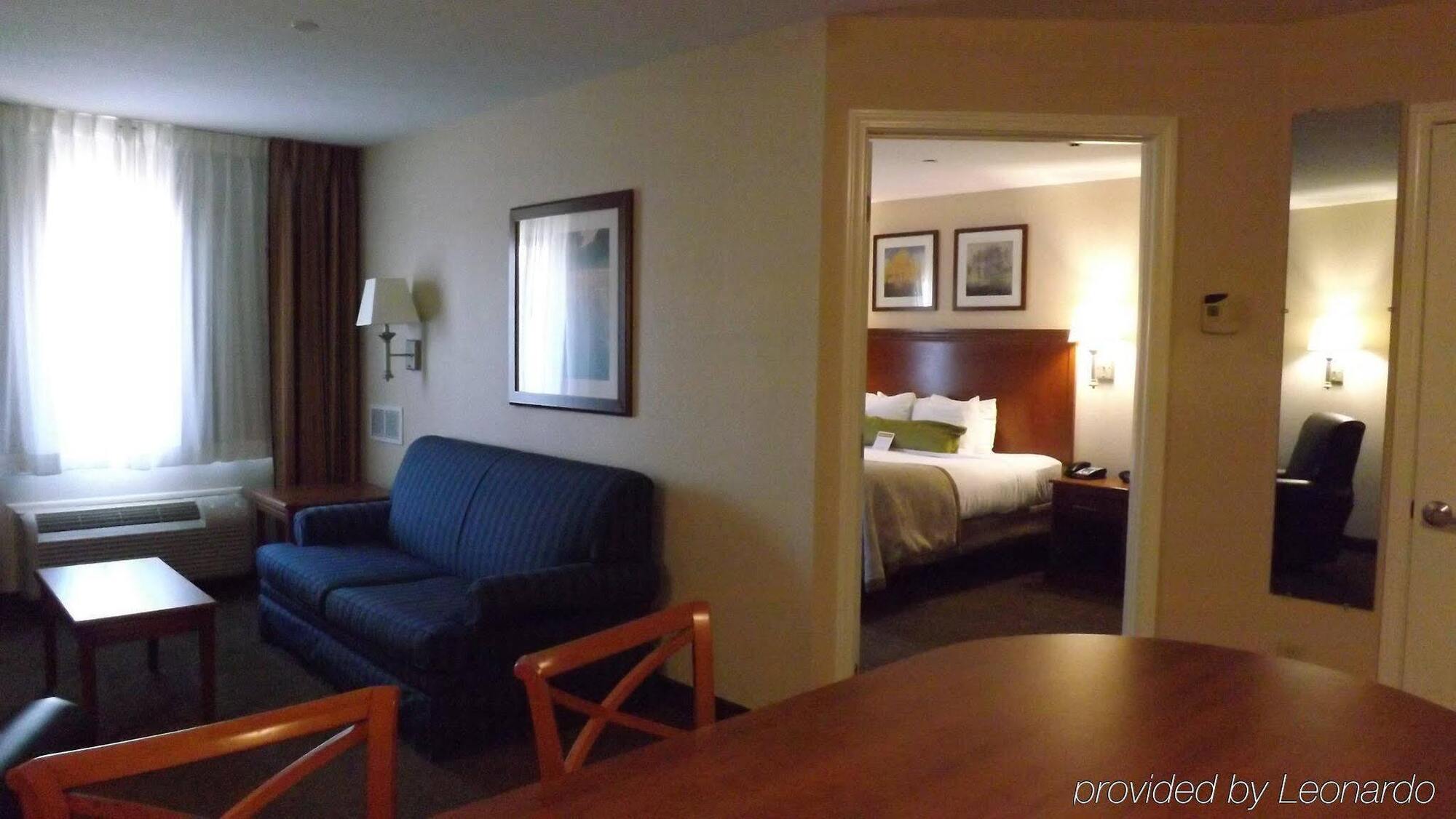 Candlewood Suites Fredericksburg By Ihg Εξωτερικό φωτογραφία